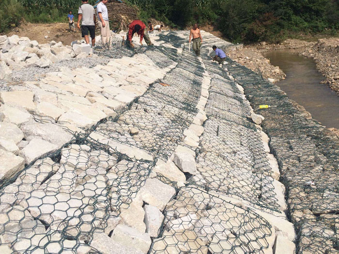 河堤雷诺护垫